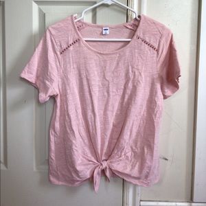Soft pink old navy tee with tie detail in front